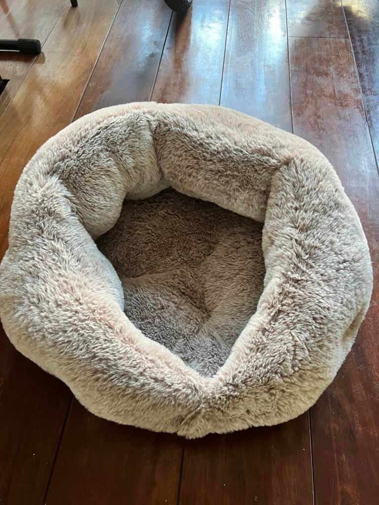 Adori Katten Donut Isola - Kattenmand - 50x50x30 cm Taupe, Ophalen, Zo goed als nieuw