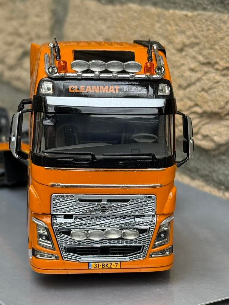 WSI Models Volvo FHM Cleanmat Trucks Trucktransporter, Ophalen of Verzenden, Nieuw, Bus of Vrachtwagen, Wsi