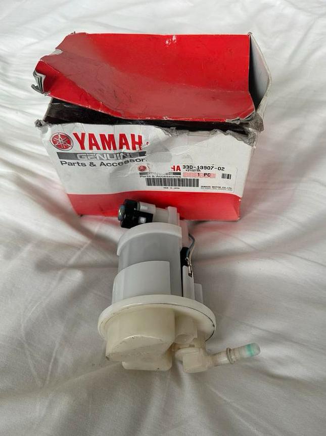 YAMAHA YZ250F YZ450F BRANDSTOFPOMP COMPLEET ORIGINEEL, Ophalen of Verzenden, Gebruikt