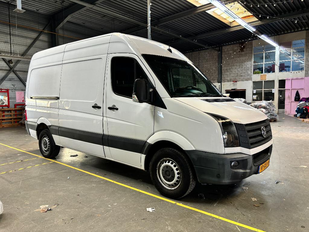 Volkswagen Crafter 2.0 TDI L2H2 AC/CRUISE/KASTEN nette bus, Auto's, Euro 5, Zwart, Volkswagen, 2800 kg