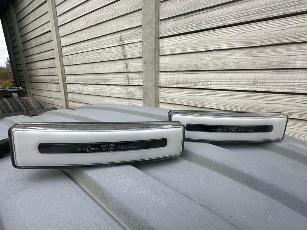 Scania zonnenkleplampen neon oranje 2st, Ophalen of Verzenden, Scania, Verlichting