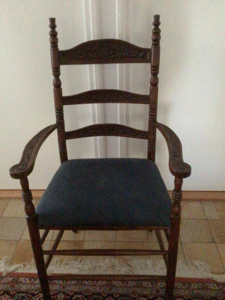 Antieke stoel met leuningen, Antiek en Kunst, Ophalen