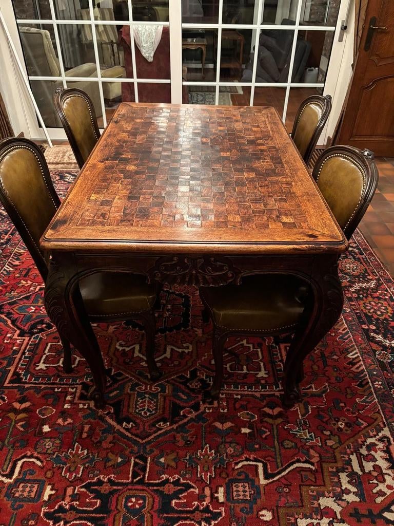 Antieke houten tafel met 4 stoelen, Ophalen