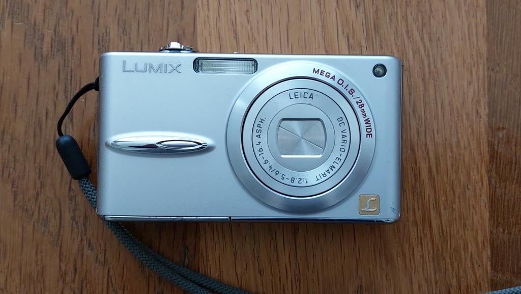 Panasonic Lumix FX30 digitale compact camera, zilver., Gebruikt, Compact, Ophalen of Verzenden, Overige Merken