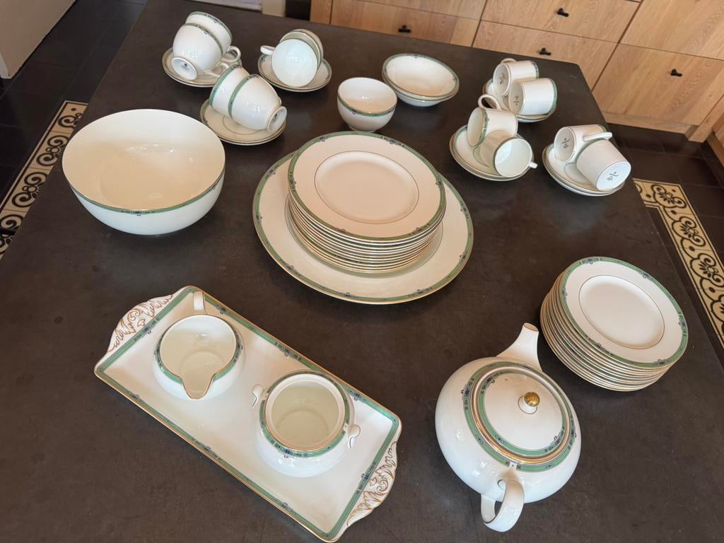 Wedgewood servies Bone China Jade, Antiek en Kunst, Antiek | Servies compleet, Ophalen