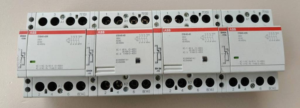4x Magneetschakelaar ABB ESB 40-40, Ophalen of Verzenden, Gebruikt, Schakelaar