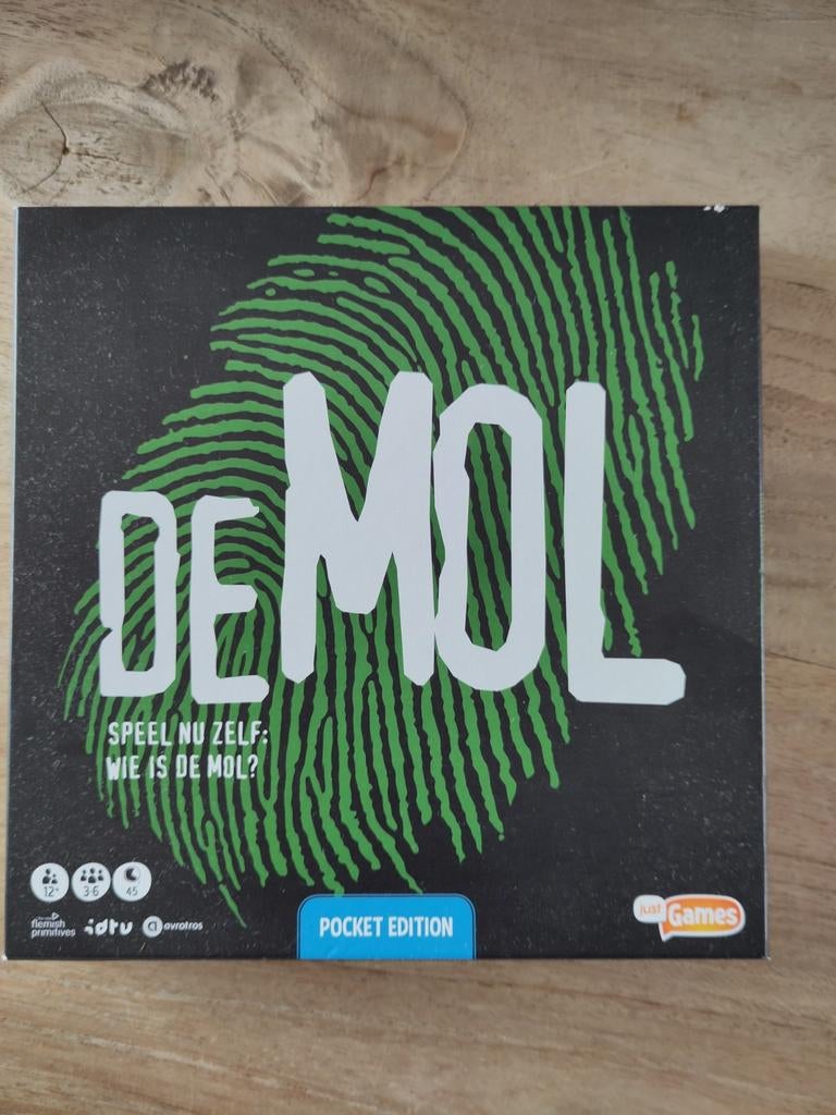 Wie is De Mol kaartspel, Hobby en Vrije tijd, Gezelschapsspellen | Kaartspellen, Vijf spelers of meer, Ophalen of Verzenden, Nieuw
