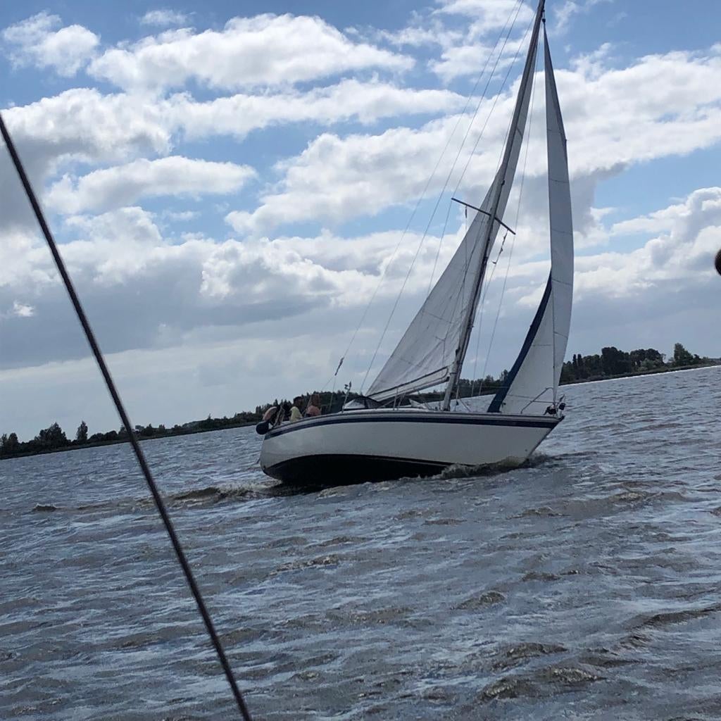 Friendship 33 met 1.10 diepgang, Watersport en Boten, Kajuitzeilboten en Zeiljachten, Ophalen, Gebruikt, Diesel, 9 tot 12 meter
