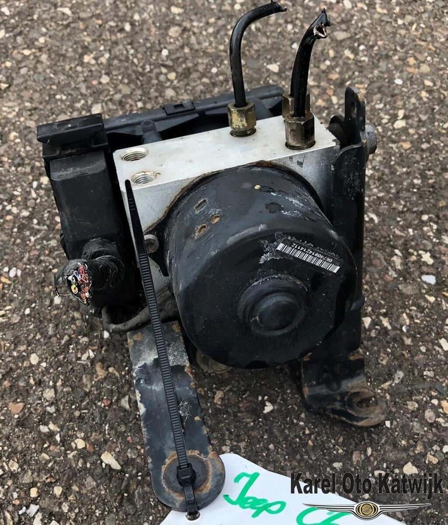 ABS module Jeep Cherokee KJ 3.7 i. 2005, Gebruikt, -, -, Ophalen of Verzenden
