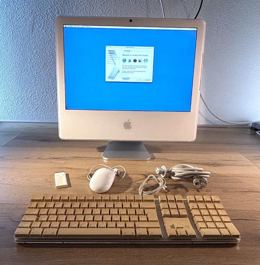 iMac 20” - wit - werkend - met muis + installatie disc, Computers en Software, Ophalen, Apple