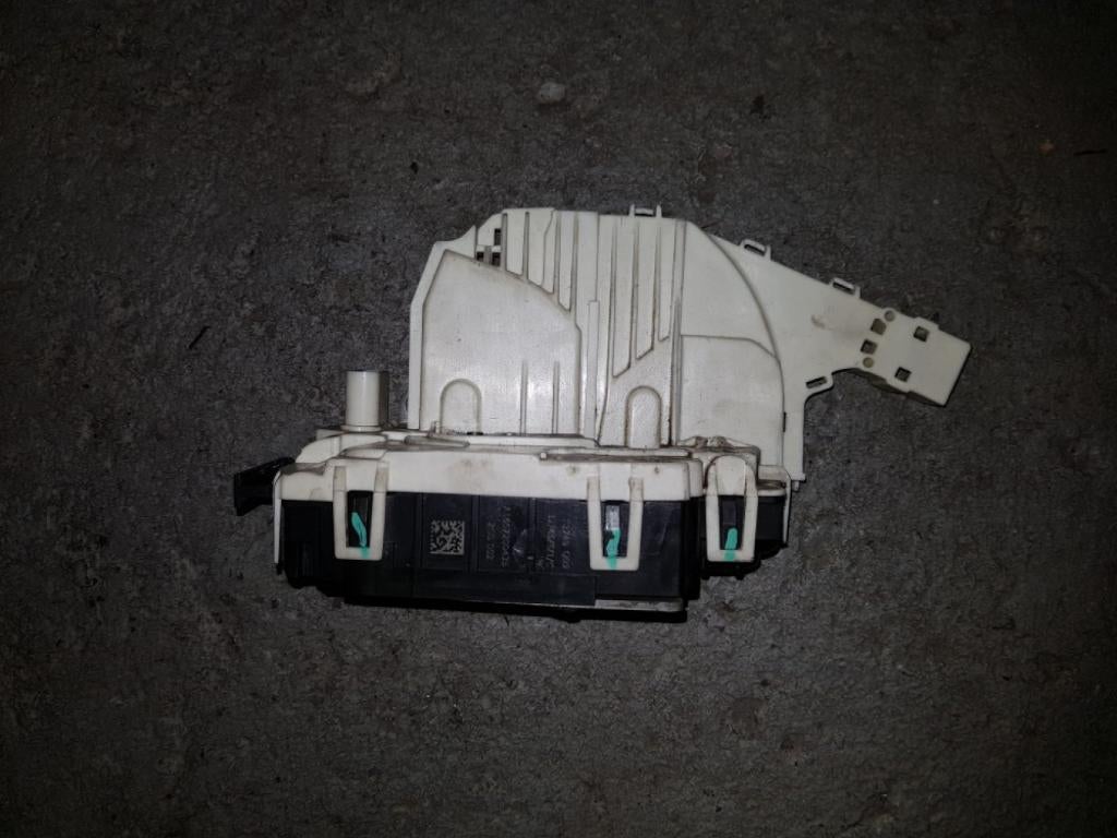 Slotmechaniek Mercedes-Benz W176 2013 rechts-voor, Ophalen of Verzenden