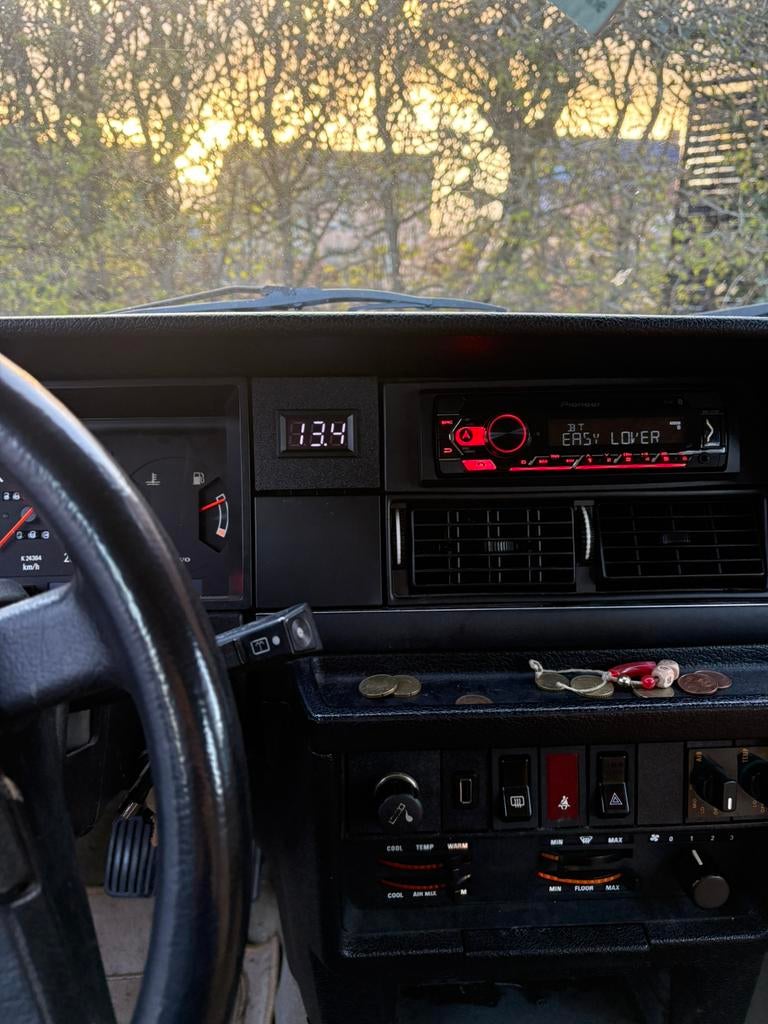 Inbouw voltmeter voor volvo 240, 244, 245, Ophalen of Verzenden, Nieuw