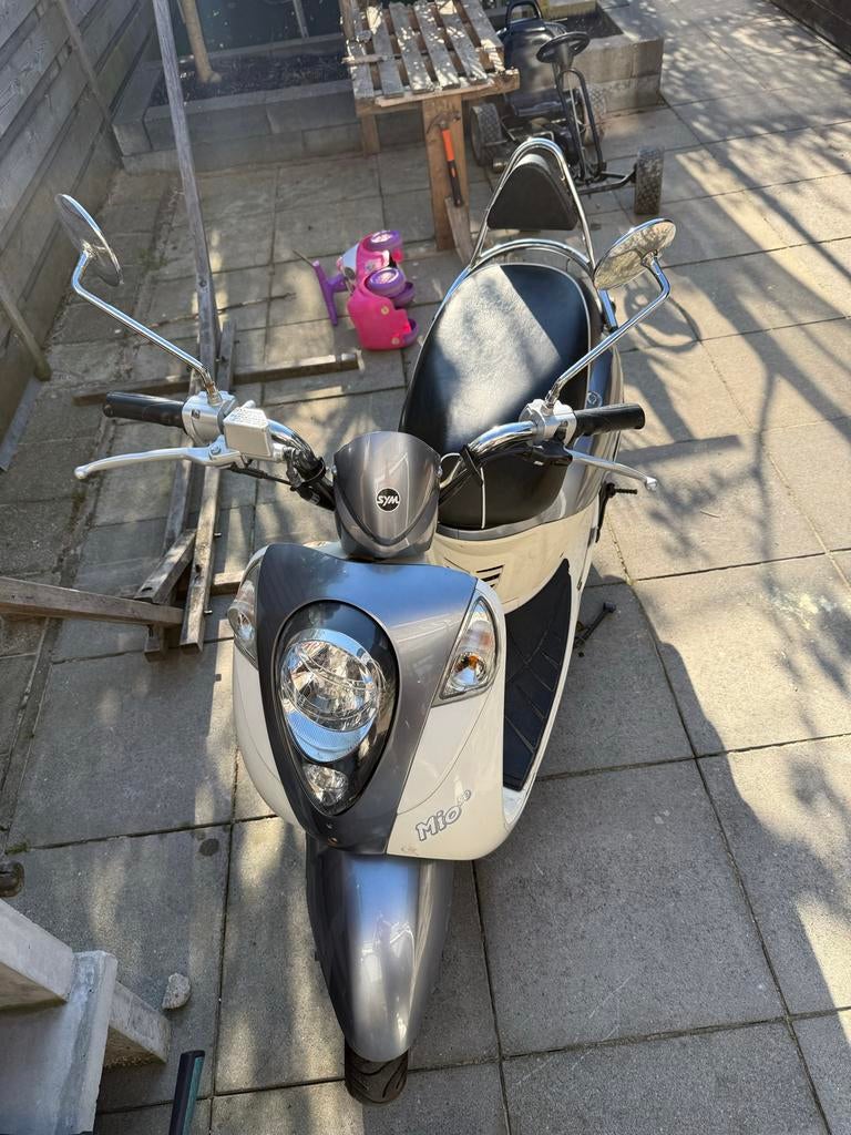 Sym Mio 50 Scooter - Stijlvol en Compact, Mio, Gebruikt, Maximaal 45 km/u, Ophalen of Verzenden