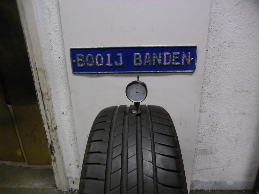 225 40 19 demobanden bridgestone turanza t005 met 7,4 mm, 19 inch, Banden en Velgen, Ophalen of Verzenden, Zomerbanden