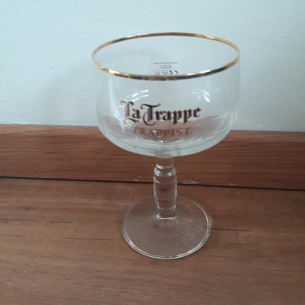 Bierglas La Trappe op voetje, Ophalen of Verzenden