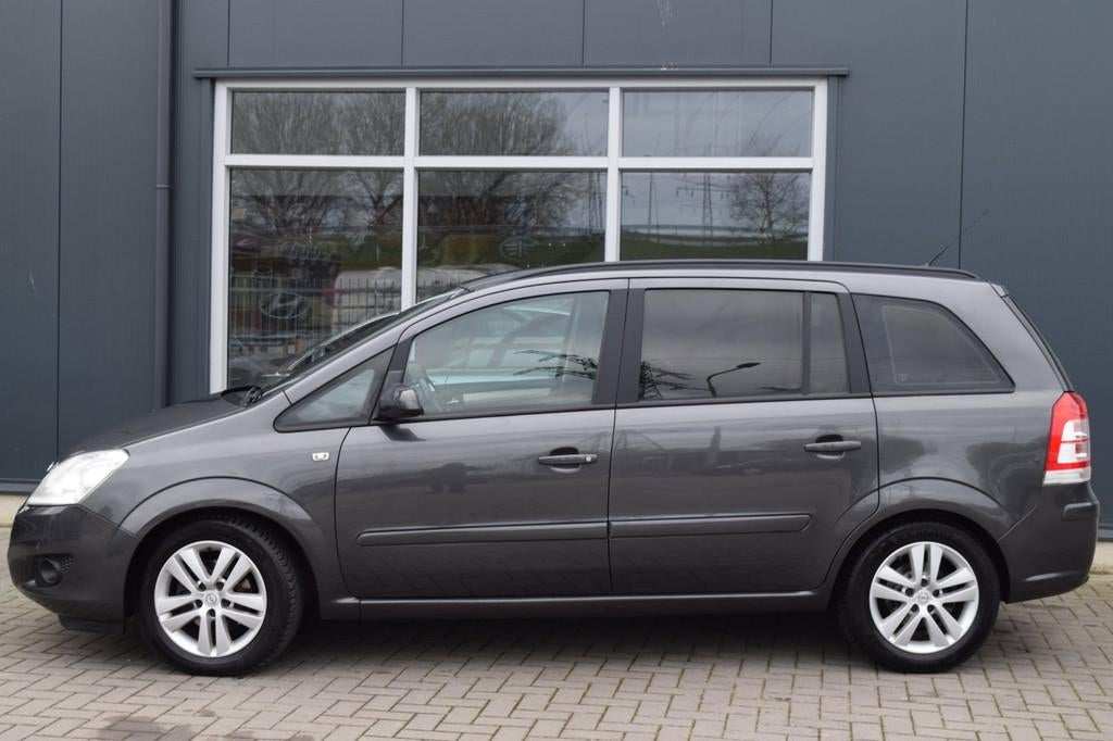 Opel Zafira 1.6 Cosmo | LPG G3 | Clima | Cruise | NAP + APK, Auto's, Opel, Voorwielaandrijving, Stof, Gebruikt, Zwart