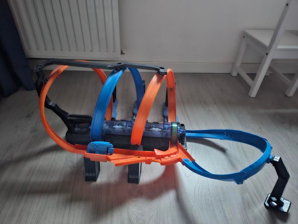 Hot wheels spiral crash, Kinderen en Baby's, Speelgoed | Racebanen, Ophalen, Handmatig, Hot Wheels