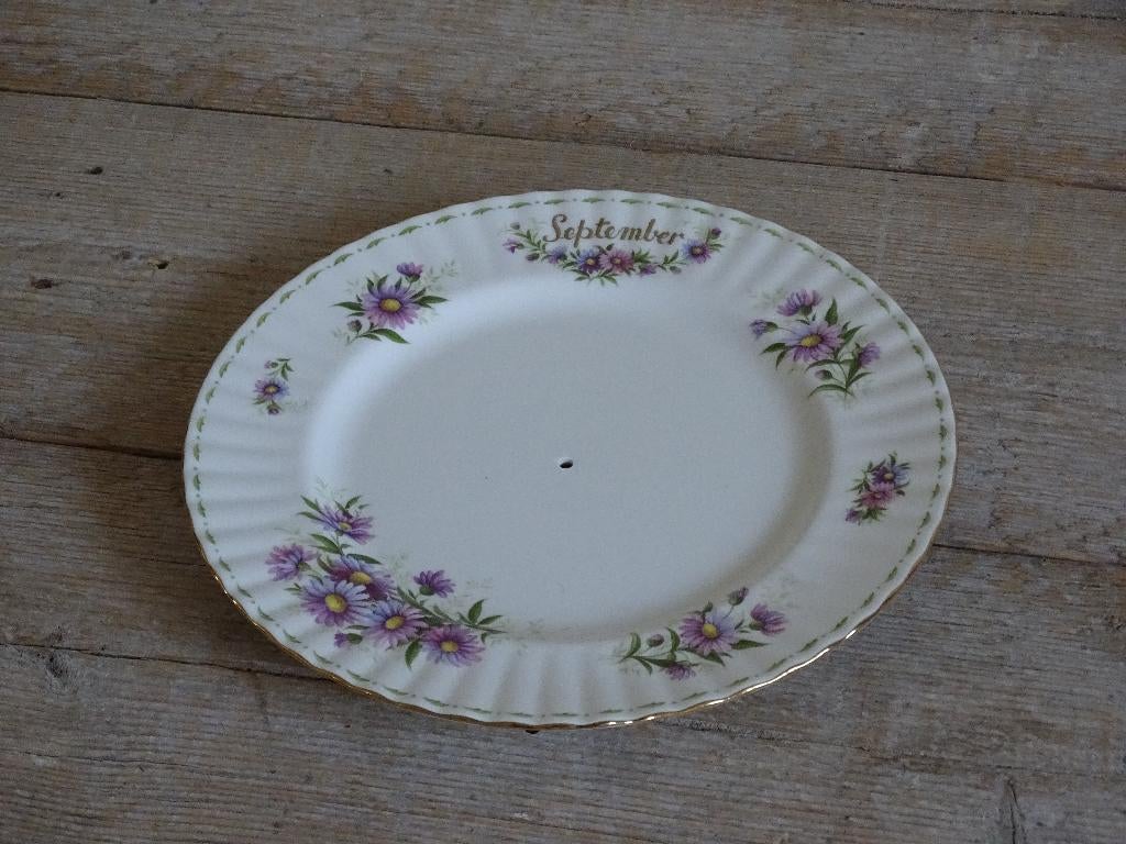 Servies, Royal Albert, Flowers of the Month Series, z.g.a.n., Ophalen of Verzenden