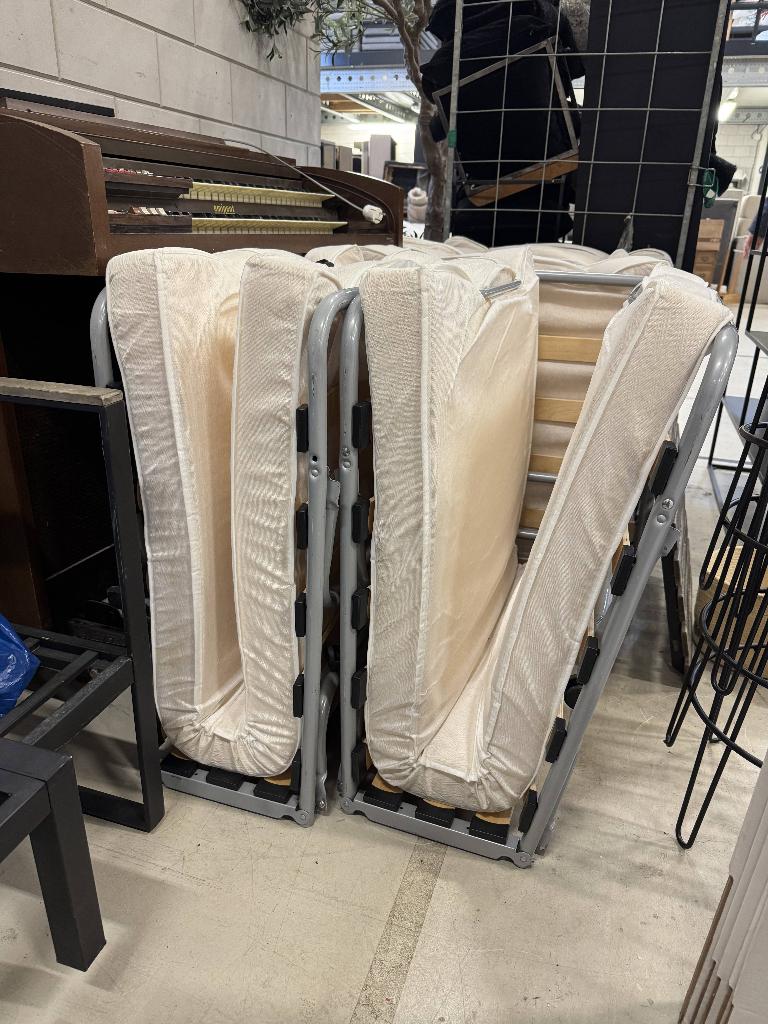 Nieuwe Stretcher / opklapbed te koop, Ophalen, Eenpersoons, Nieuw, 80 cm