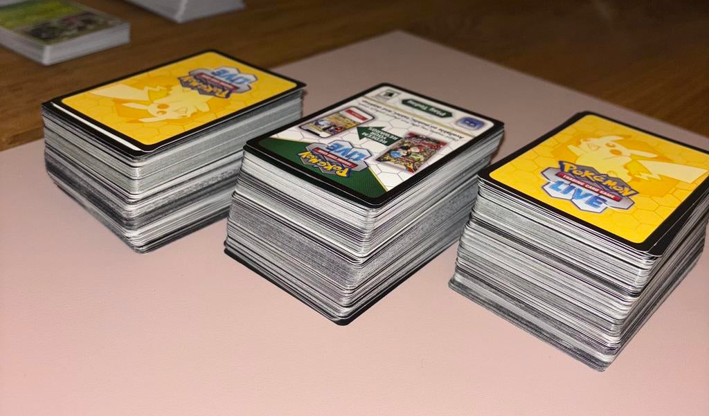Pokémon TCG Online Codes – 150 kaarten, Hobby en Vrije tijd, Verzamelkaartspellen | Pokémon, Zo goed als nieuw, Ophalen of Verzenden