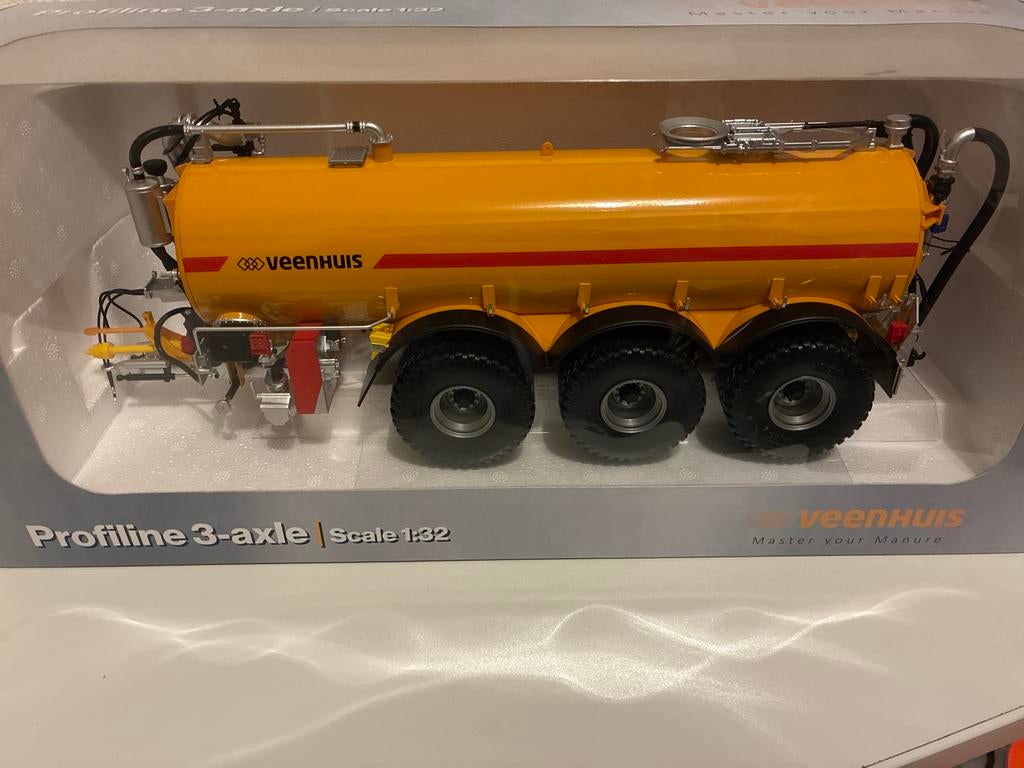 Uh veenhuis profiline giertank 1:32 Universal Hobbies, Tank, 1:32 tot 1:50, Nieuw, Ophalen