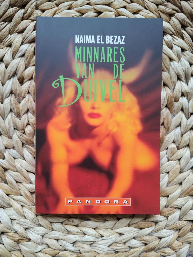Naima El Bezaz - Minnares van de duivel, Boeken, Ophalen of Verzenden, Zo goed als nieuw