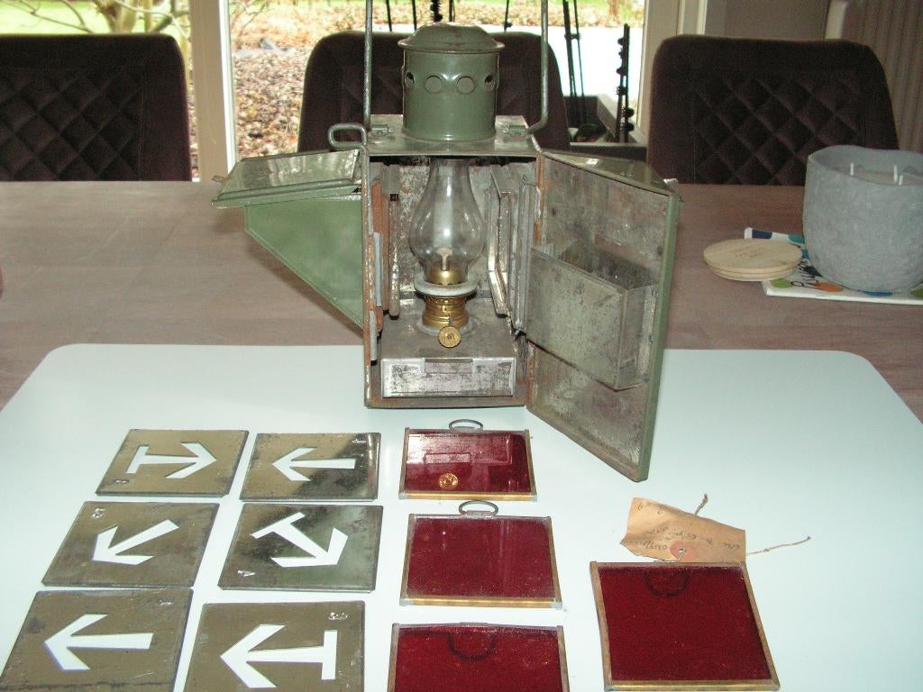 militaire seinlamp , konvooi olie, Ophalen of Verzenden, Landmacht, Nederland