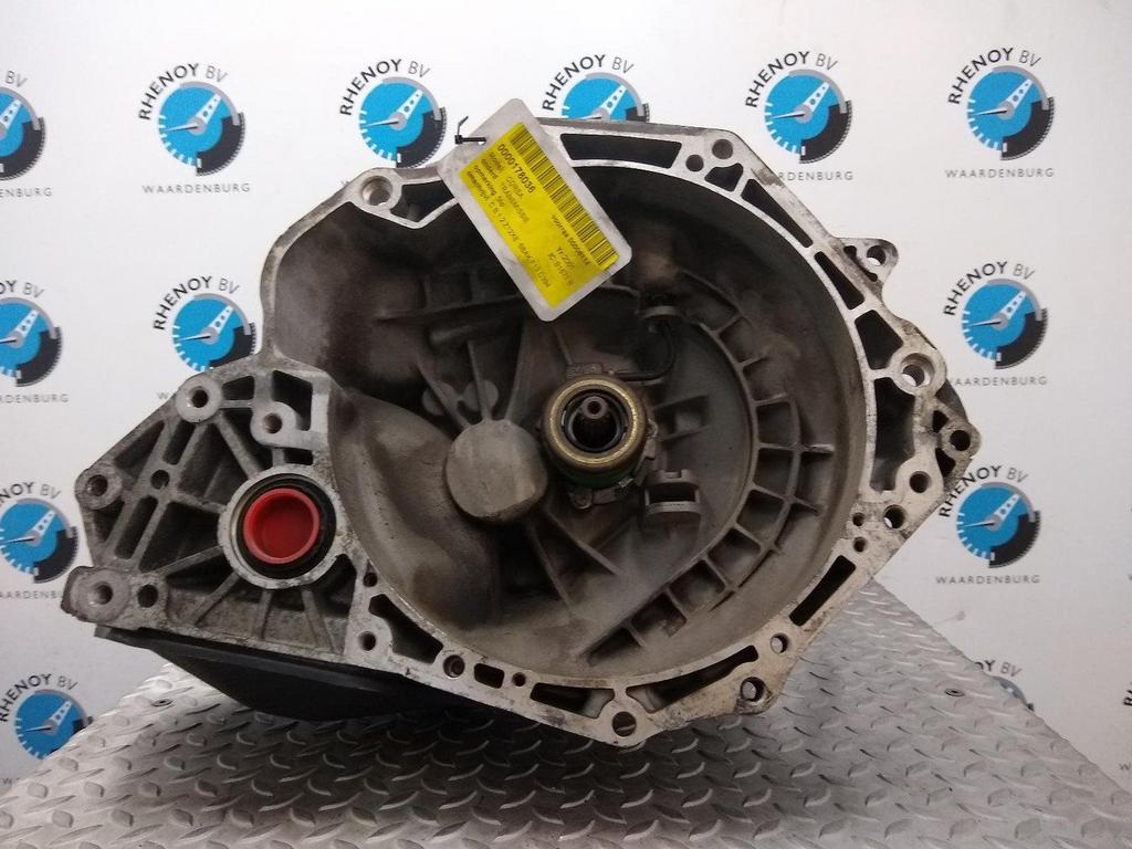 OPEL CORSA TRANSMISSIE / VERSNELLINGSBAK 2001, Ophalen of Verzenden, Gebruikt, Stiba lid