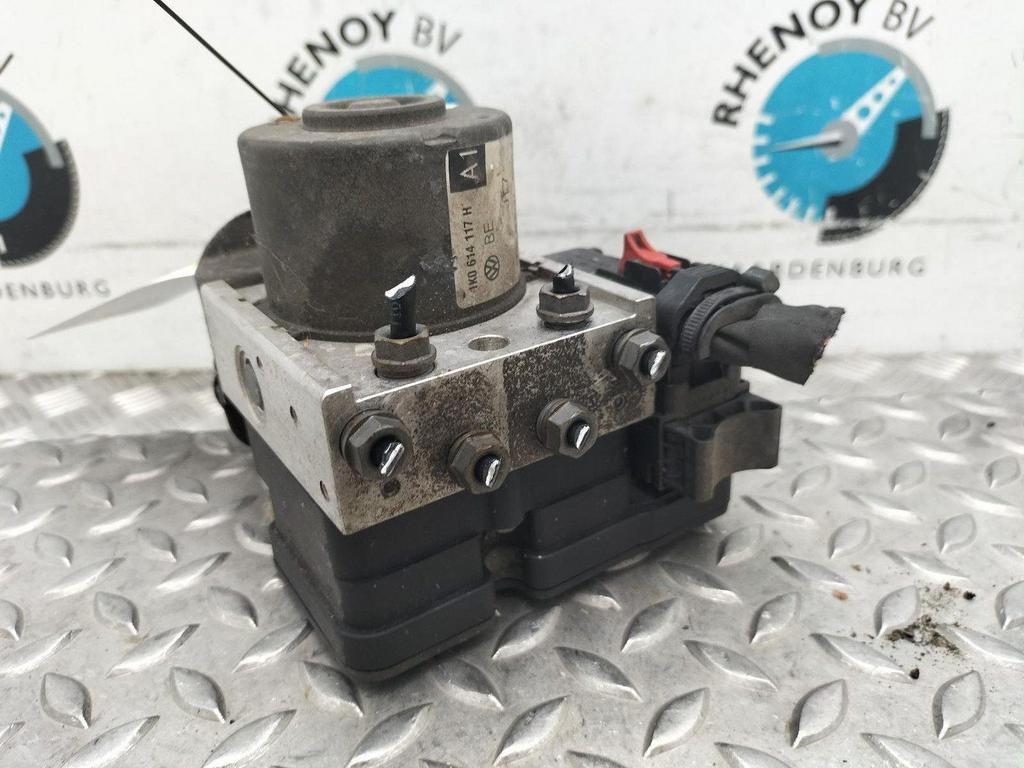 VOLKSWAGEN GOLF PLUS 5M 1.6 FSI Turijn  ABS POMP  2005, Ophalen of Verzenden, Gebruikt, Stiba lid