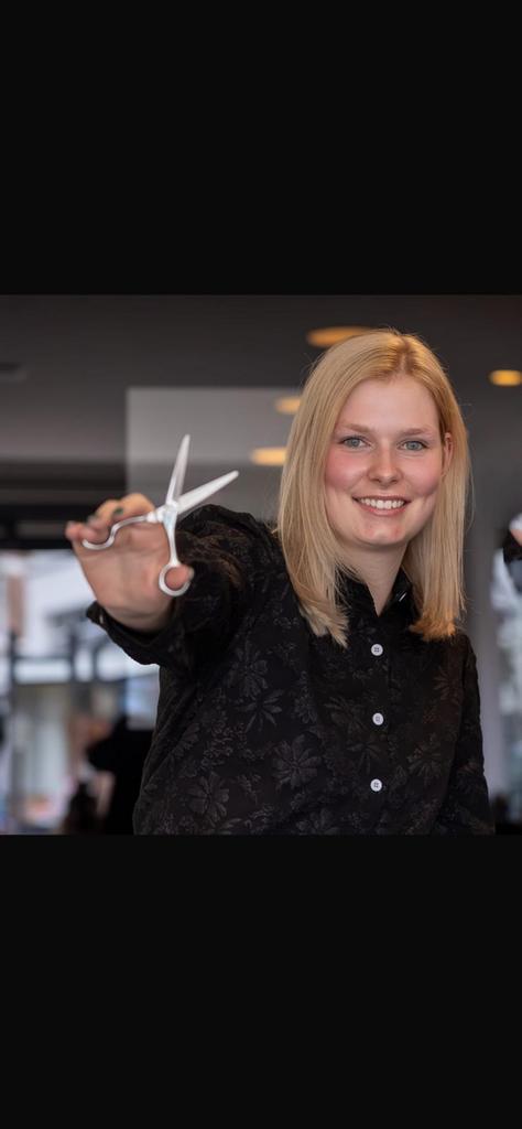 Oppas adres gevraagd, Ophalen of Verzenden, Zo goed als nieuw