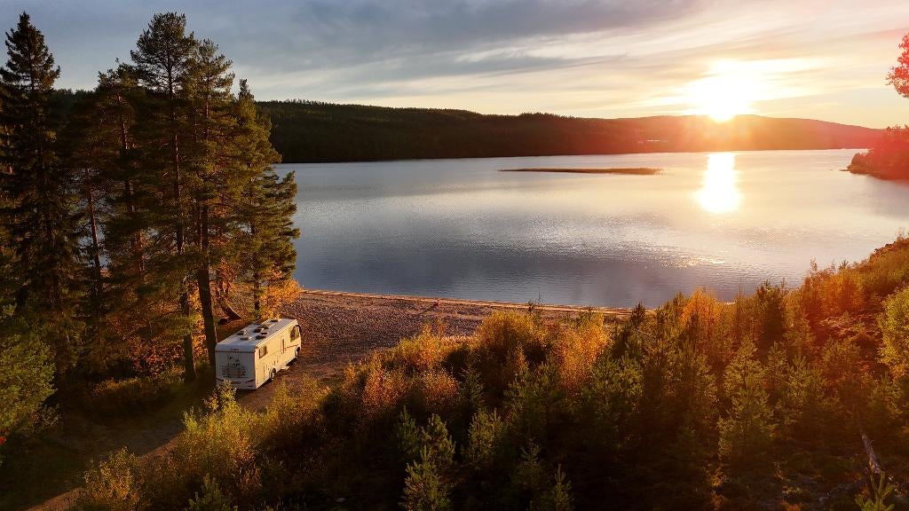 Nu Spot Goedkoop! Tussen weken/dagen camper huren !