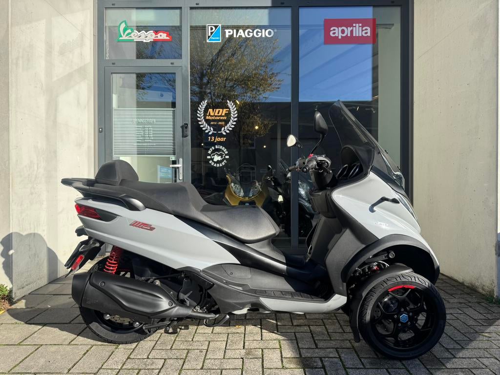 Piaggio mp3 350cc abs asr autorijbewijs!