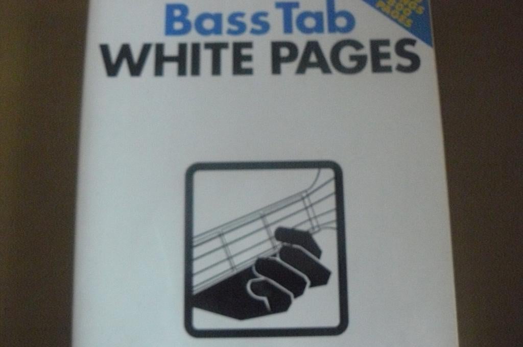 BAS / BASS TAB / White Pages / Bass guitar transcriptions, Muziek en Instrumenten, Gebruikt, Basgitaar, Ophalen of Verzenden, Artiest of Componist