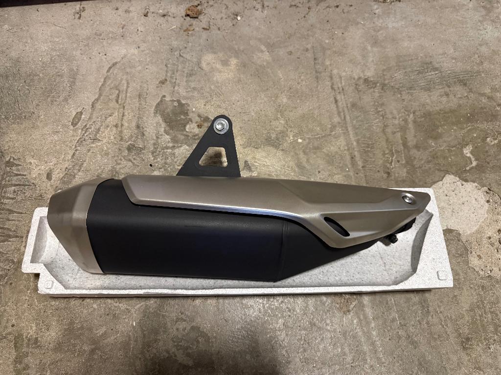 Honda Transalp XL750 Originele Slip-on Uitlaat, Ophalen of Verzenden, Gebruikt