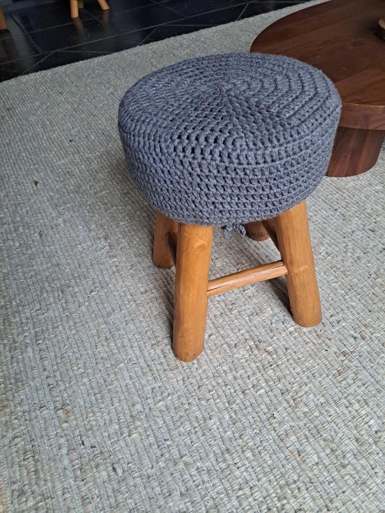 Krukje grijs gehaakt., Ophalen of Verzenden, Hout