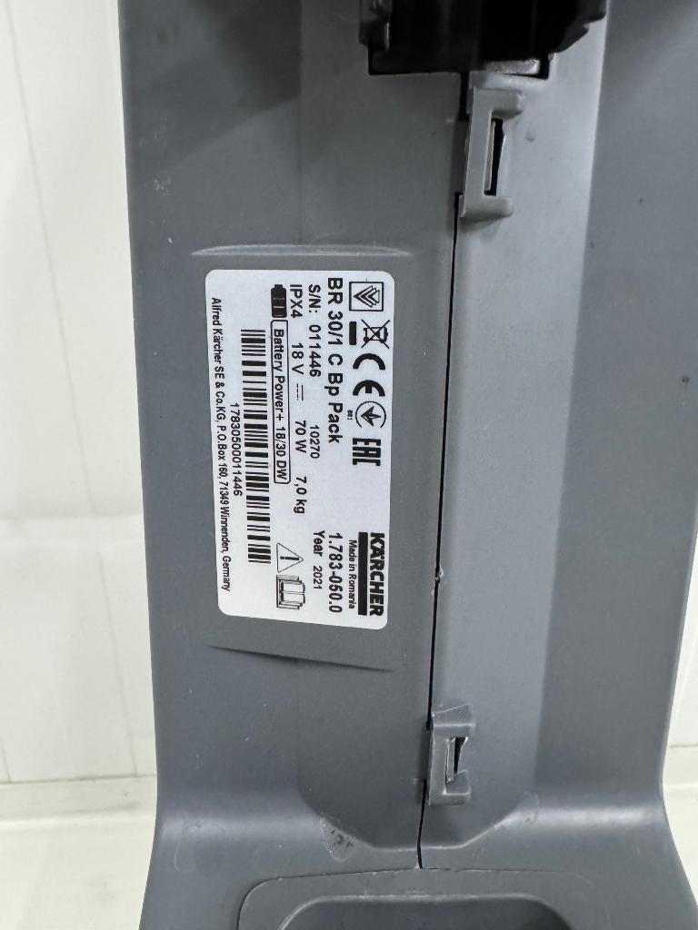 KARCHER SCHROBMACHINE BR 30/1 C Bp, Ophalen of Verzenden, Zo goed als nieuw, Schrobmachine