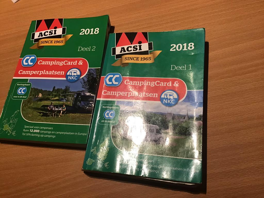 ACSI Camperplaatsen Gids 2018 - Deel 1 & 2, Budget, Europa, Ophalen of Verzenden, Campinggids