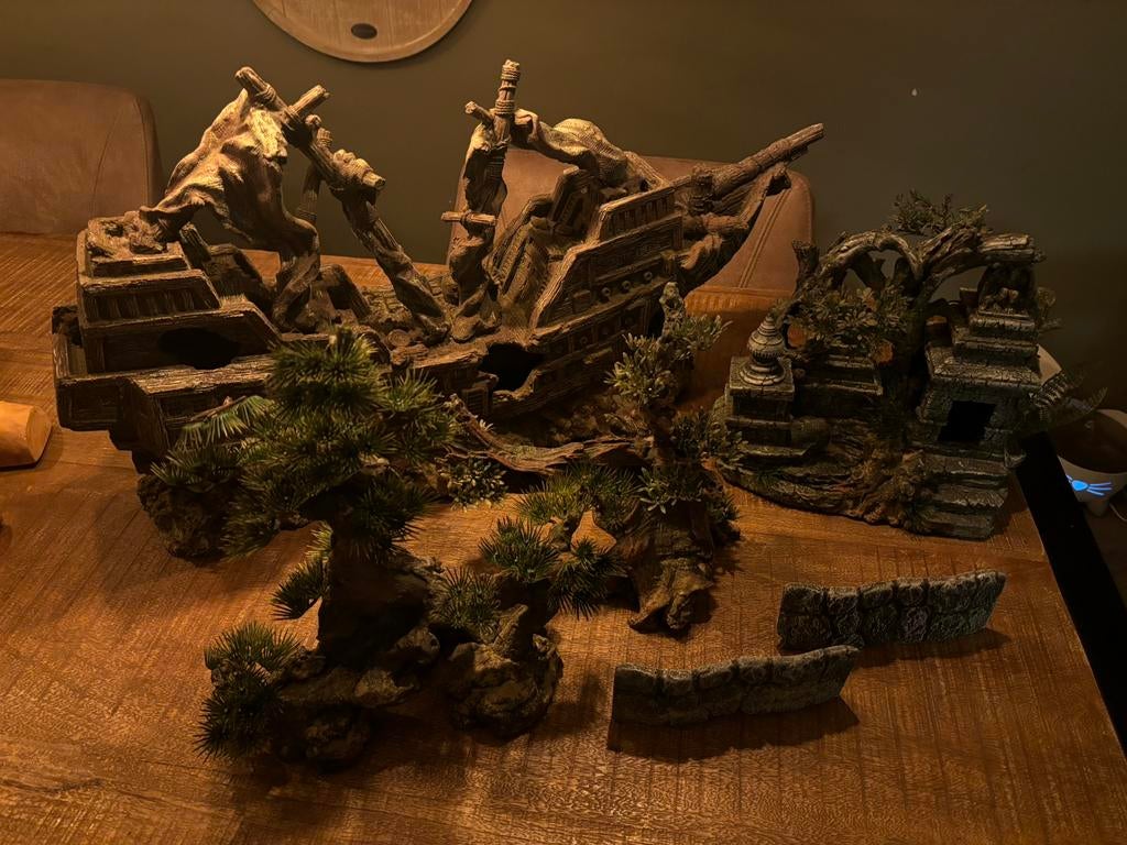 Mooi groot schip en andere deco voor aquarium., Ophalen, Gebruikt