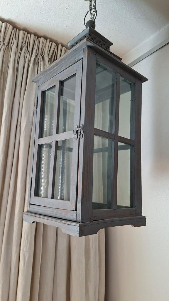 Grote houten grijze windlicht 84cm Hoog, Huis en Inrichting, Ophalen, Zo goed als nieuw, 75 cm of meer, Grijs