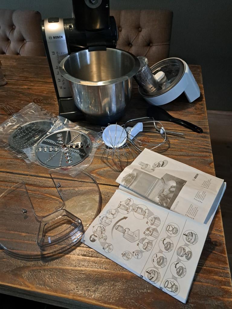 Bosch MUM Serie 2 Keukenmachine - Zo goed als nieuw, Witgoed en Apparatuur, Keukenmixers, 3 tot 4 liter, Ophalen, Zo goed als nieuw