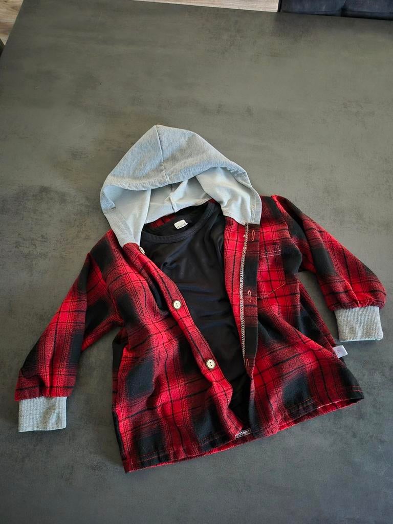 Houthakker vest capuchon zwart rood basic longsleeve 104 110, Kinderen en Baby's, Ophalen of Verzenden, Zo goed als nieuw, Jongen