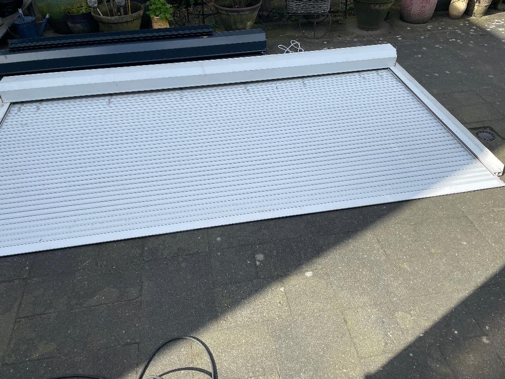 2 wit electrische rolluiken br 3.03 / 236,5 x 1.56 mtr hoog, Ophalen, Gebruikt, Wit, 200 cm of meer