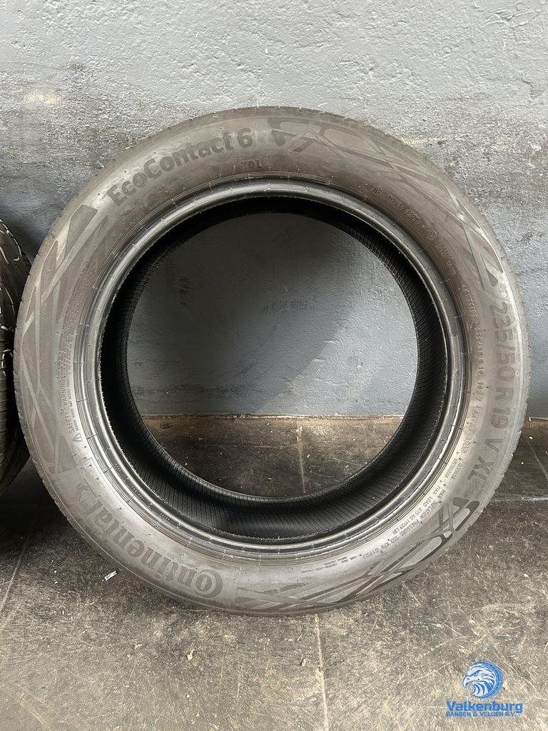 7mm! Zomerbanden 235/50R19 Pirelli Continental, 19 inch, Gebruikt, -, -