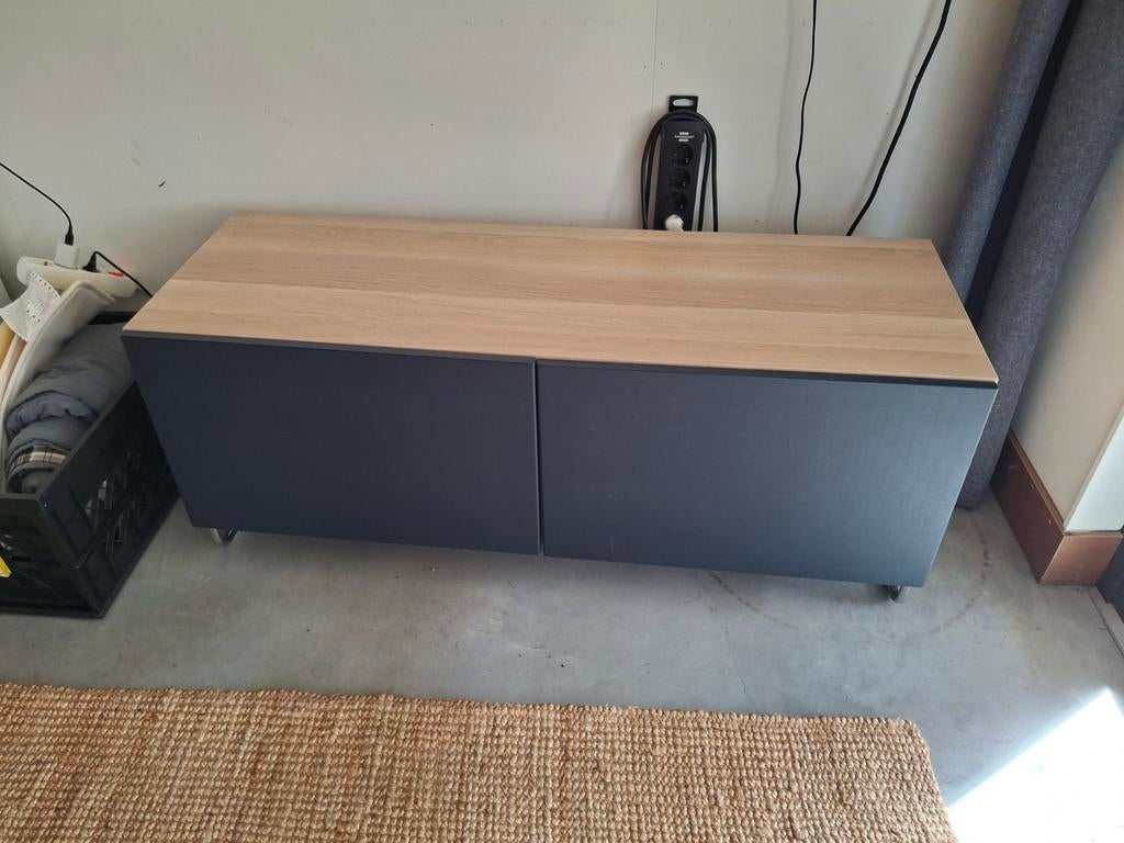 Leuk televisiemeubel Besta van Ikea, Huis en Inrichting, Kasten | Televisiemeubels, Ophalen of Verzenden, 25 tot 50 cm, 100 tot 150 cm