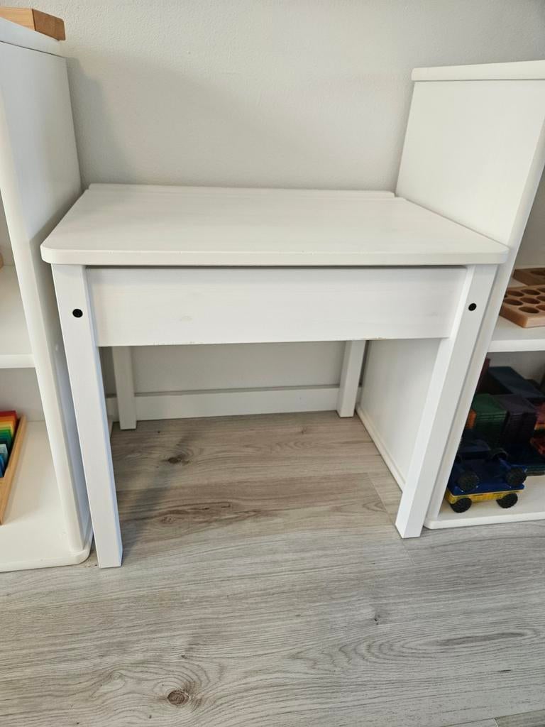 Kinderbureautje IKEA Sundvik (peuter/kleuter), Ophalen, Gebruikt, Tafel(s) en Stoel(en)