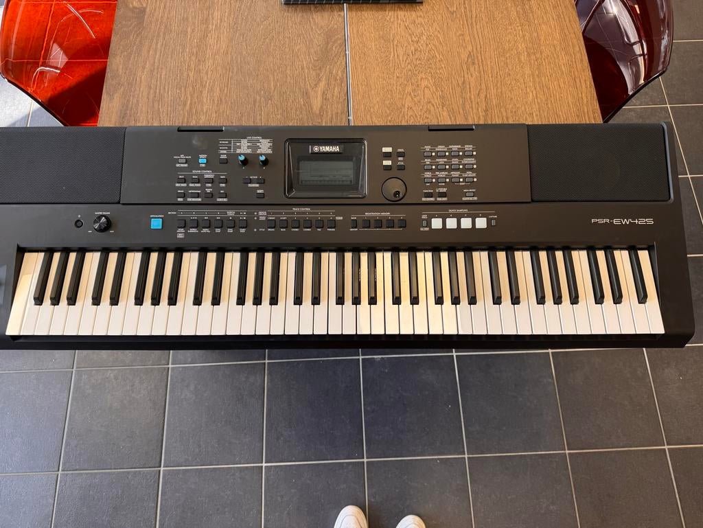 Yamaha PSR-EW425 Keyboard, Gebruikt, Yamaha, Ophalen of Verzenden, Aanslaggevoelig