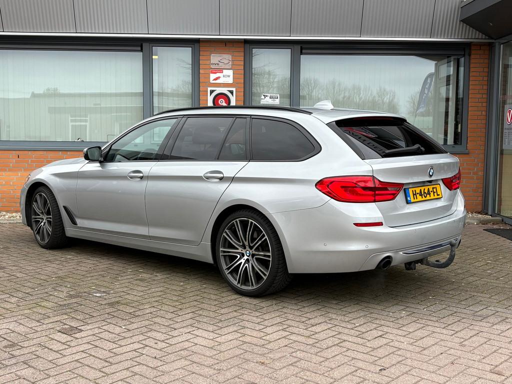 BMW 5-serie Touring 530d xDrive High Executive, Auto's, Automaat, Adaptive Cruise Control, Gebruikt, Euro 6