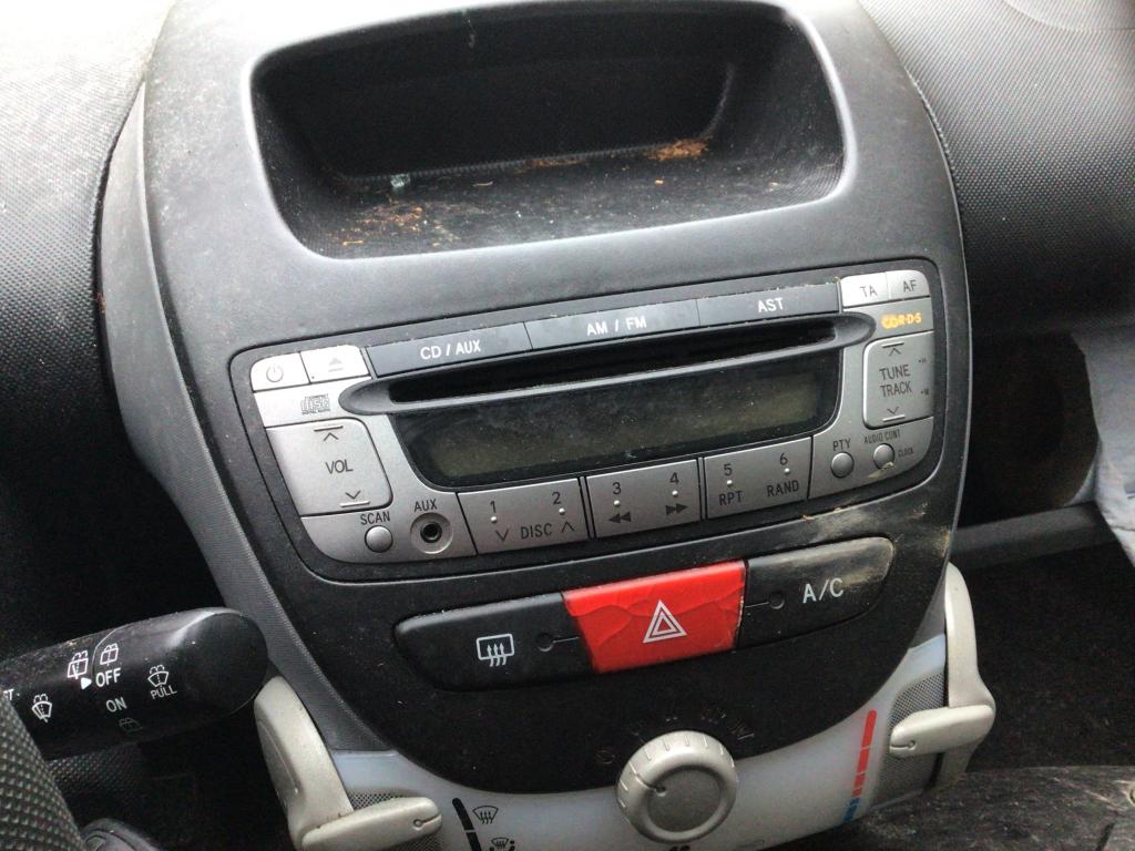 ORIGINELE RADIO / CD PEUGEOT 107, Auto-onderdelen, Niet ingevuld, Gebruikt, Citroën, Niet ingevuld