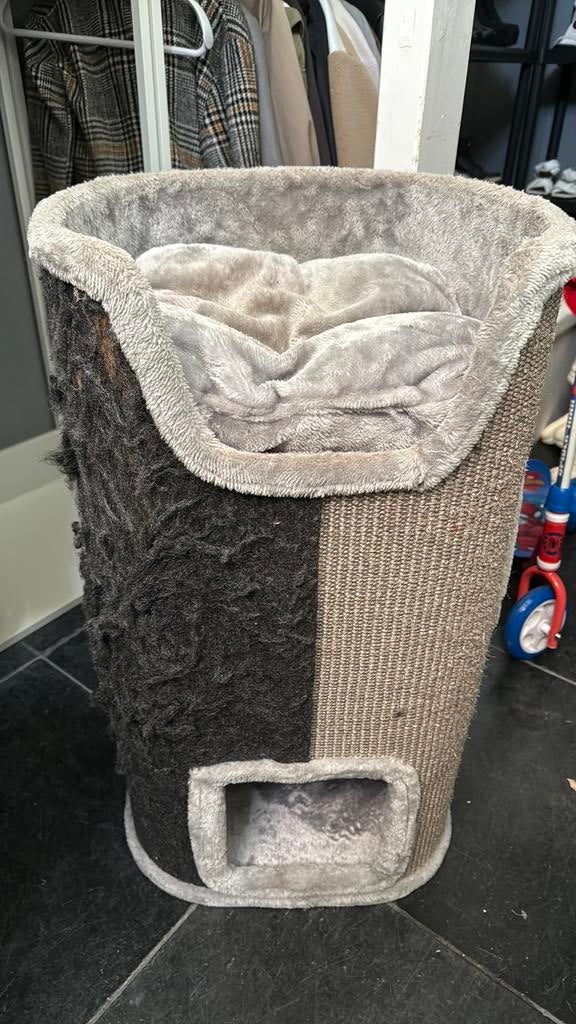GRATIS OP TE HALEN Krabpaal / krabton voor katten, Dieren en Toebehoren, Ophalen, Gebruikt, Krabton