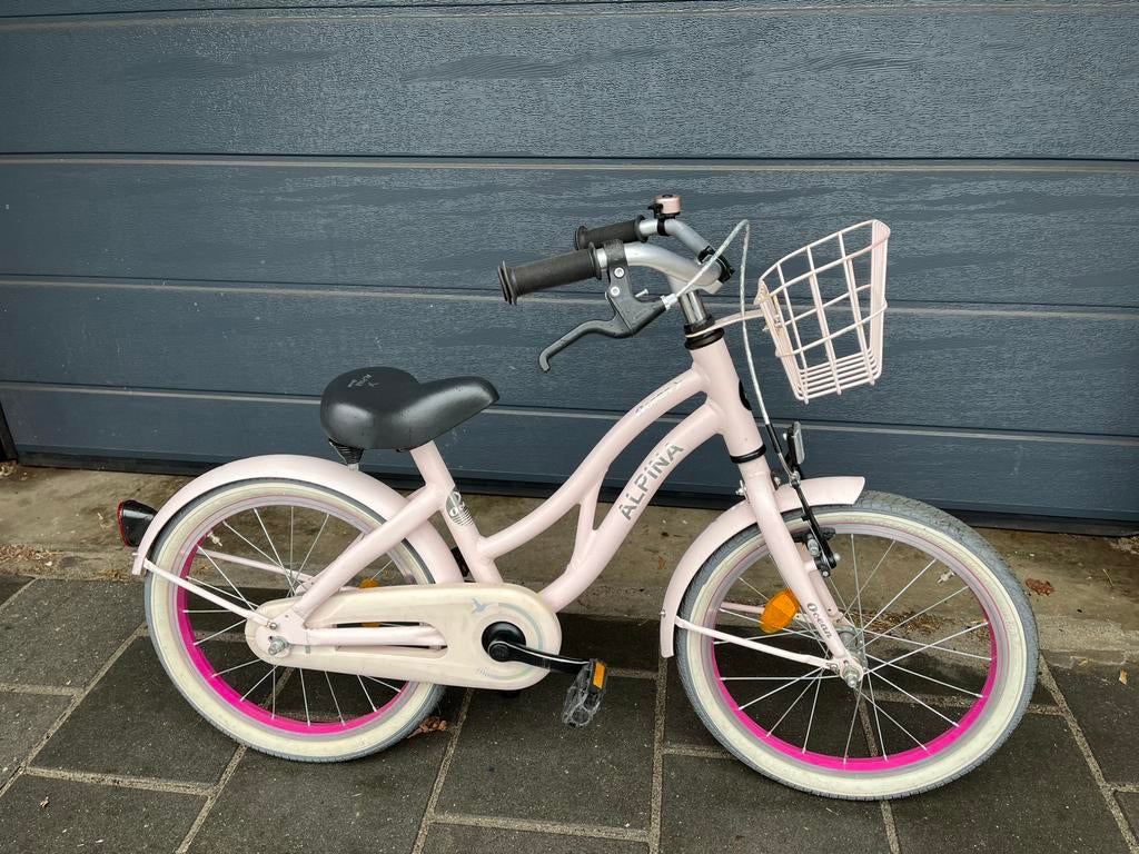 Leuke Alpina Ocean roze meisjesfiets 18 inch remnaaf mandje, Ophalen, Zo goed als nieuw, 18 inch, Handrem